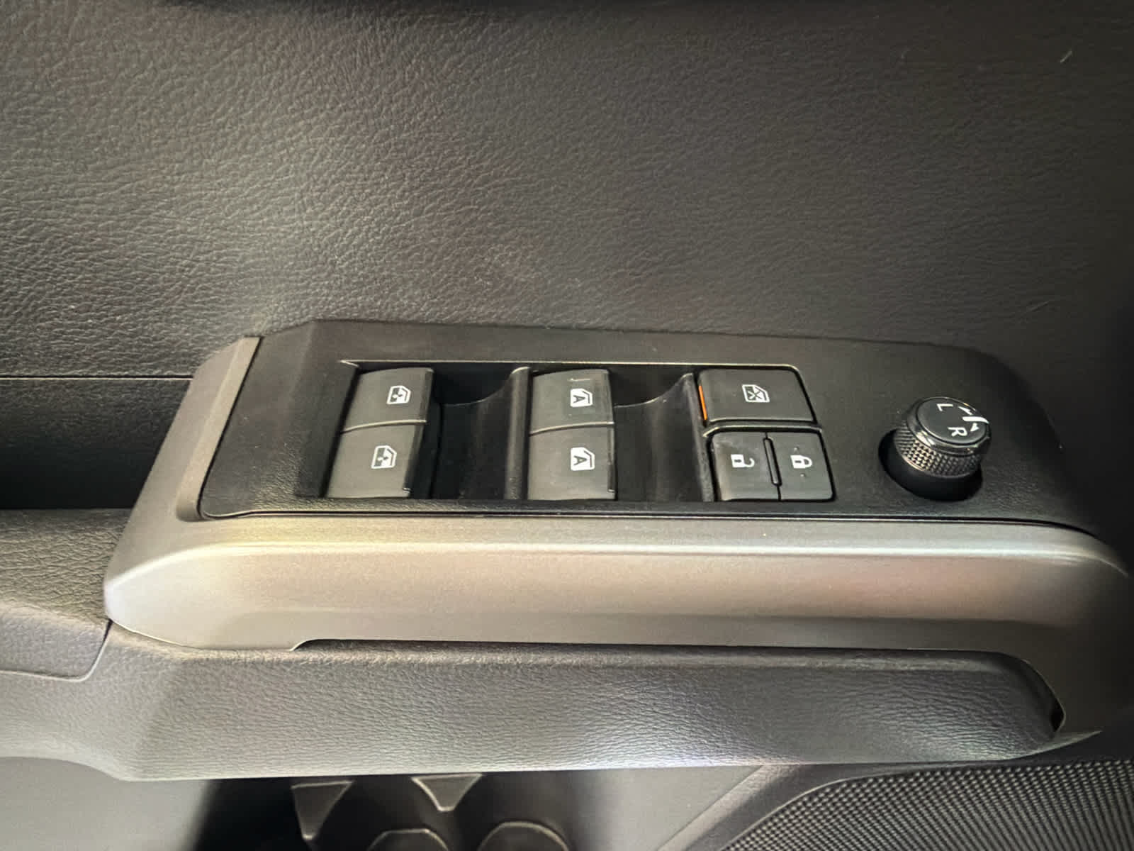 2023 Toyota Tacoma 2WD SR5