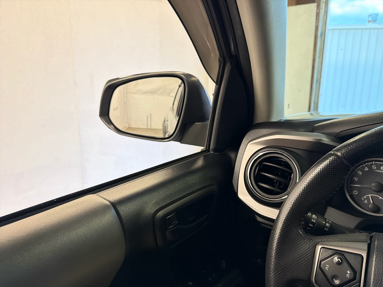 2019 Toyota Tacoma 2WD SR5