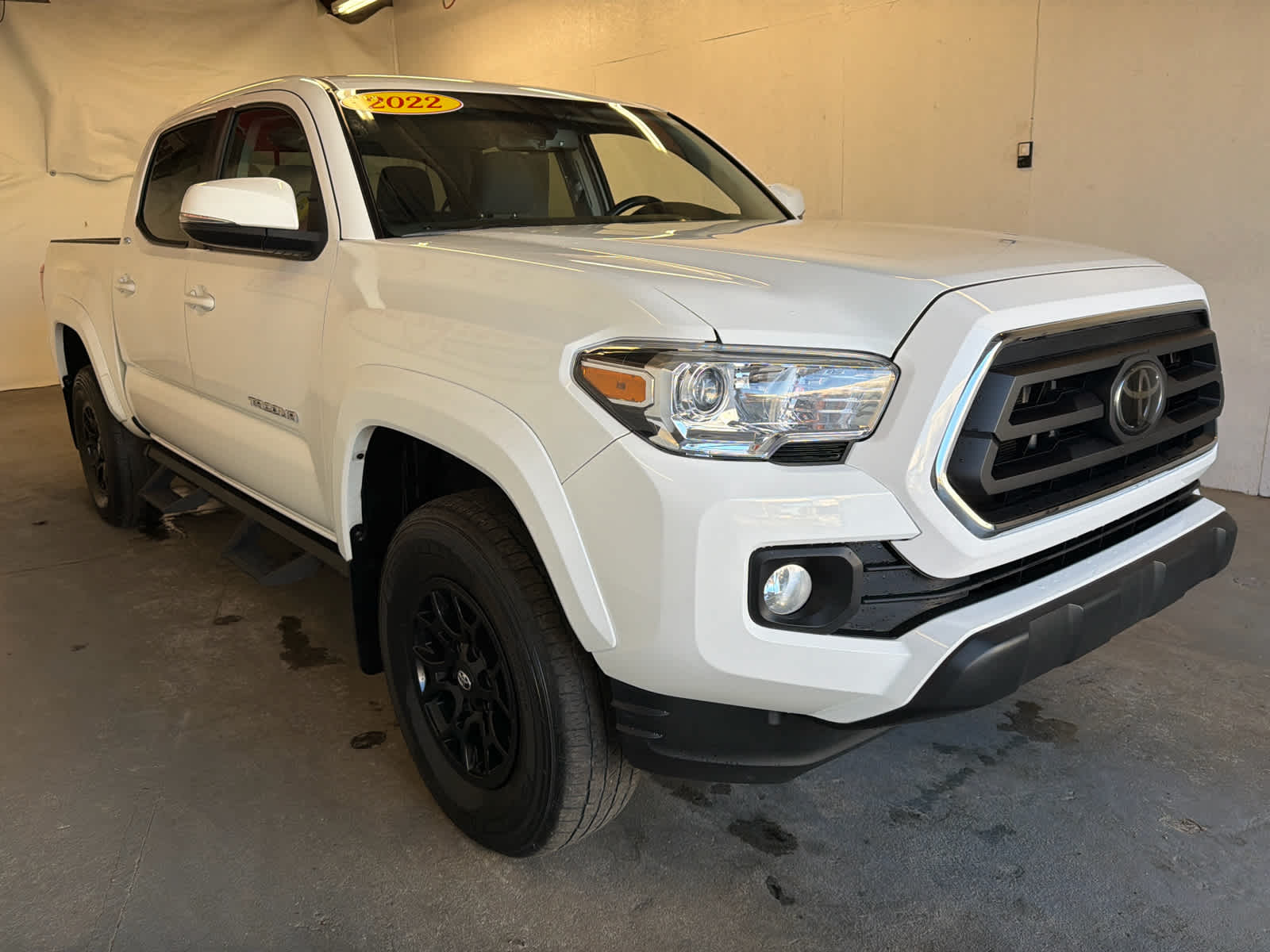 2022 Toyota Tacoma 2WD SR5