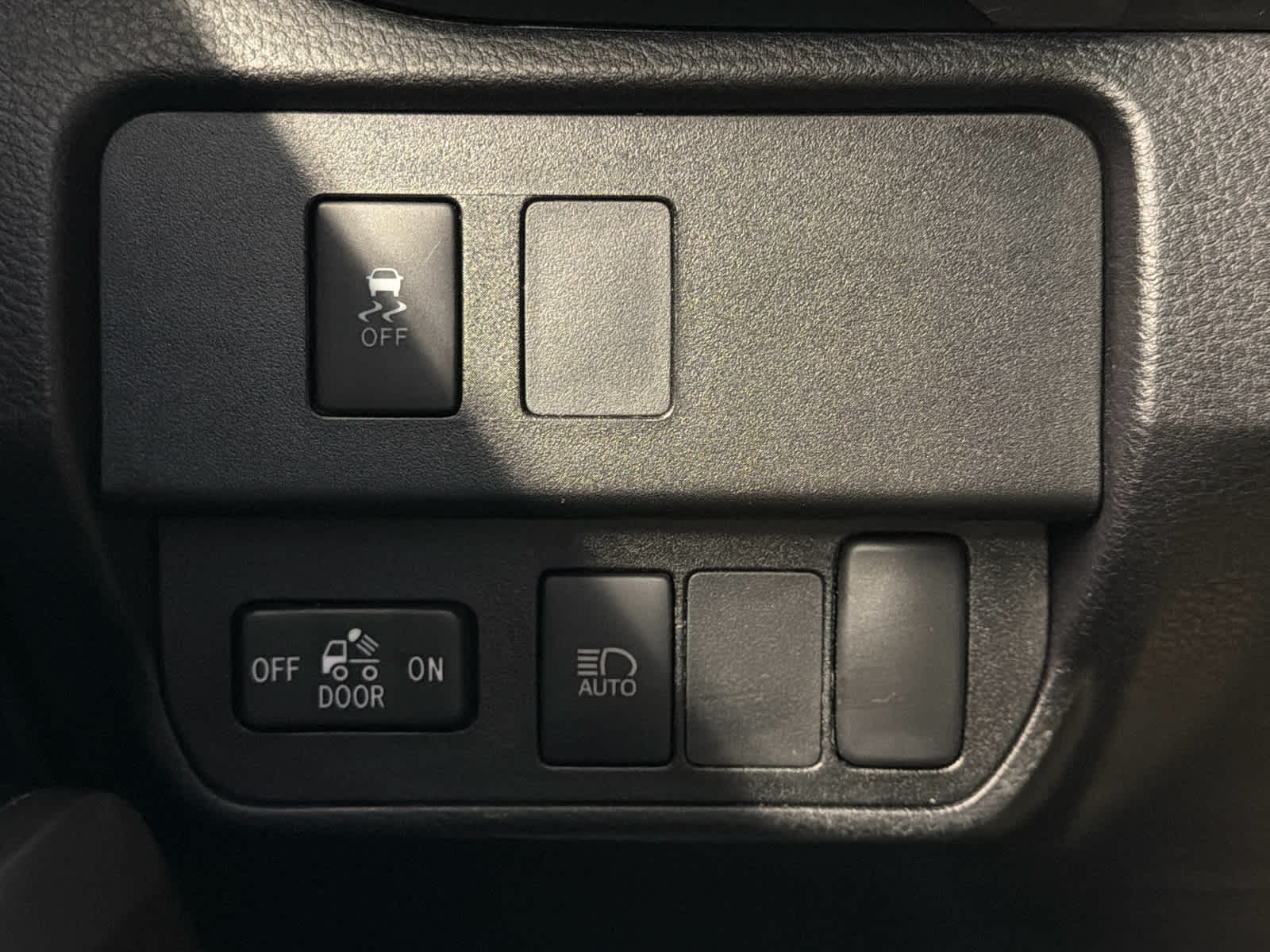 2022 Toyota Tacoma 2WD SR5