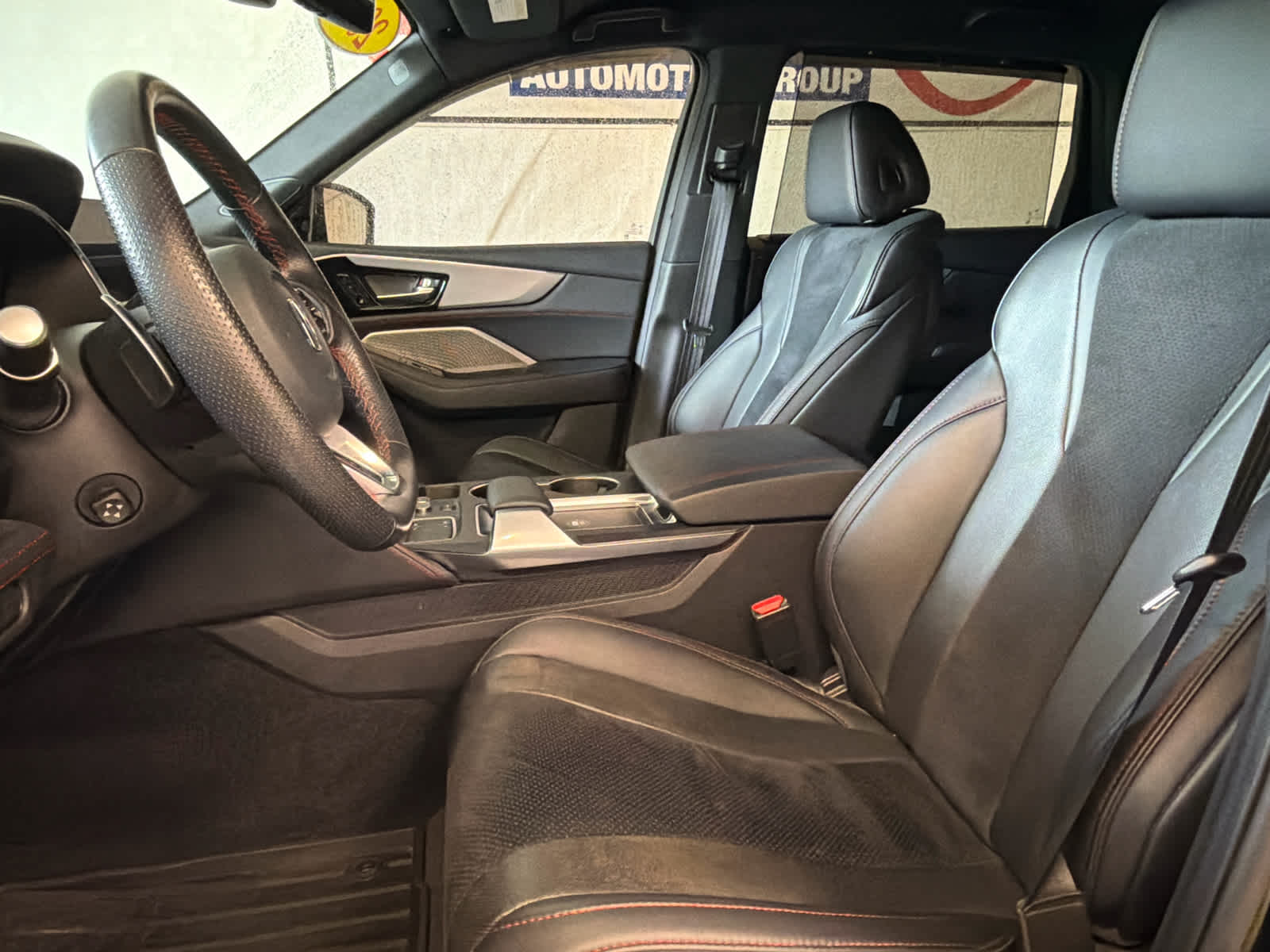 2023 Acura MDX w/A-Spec Package