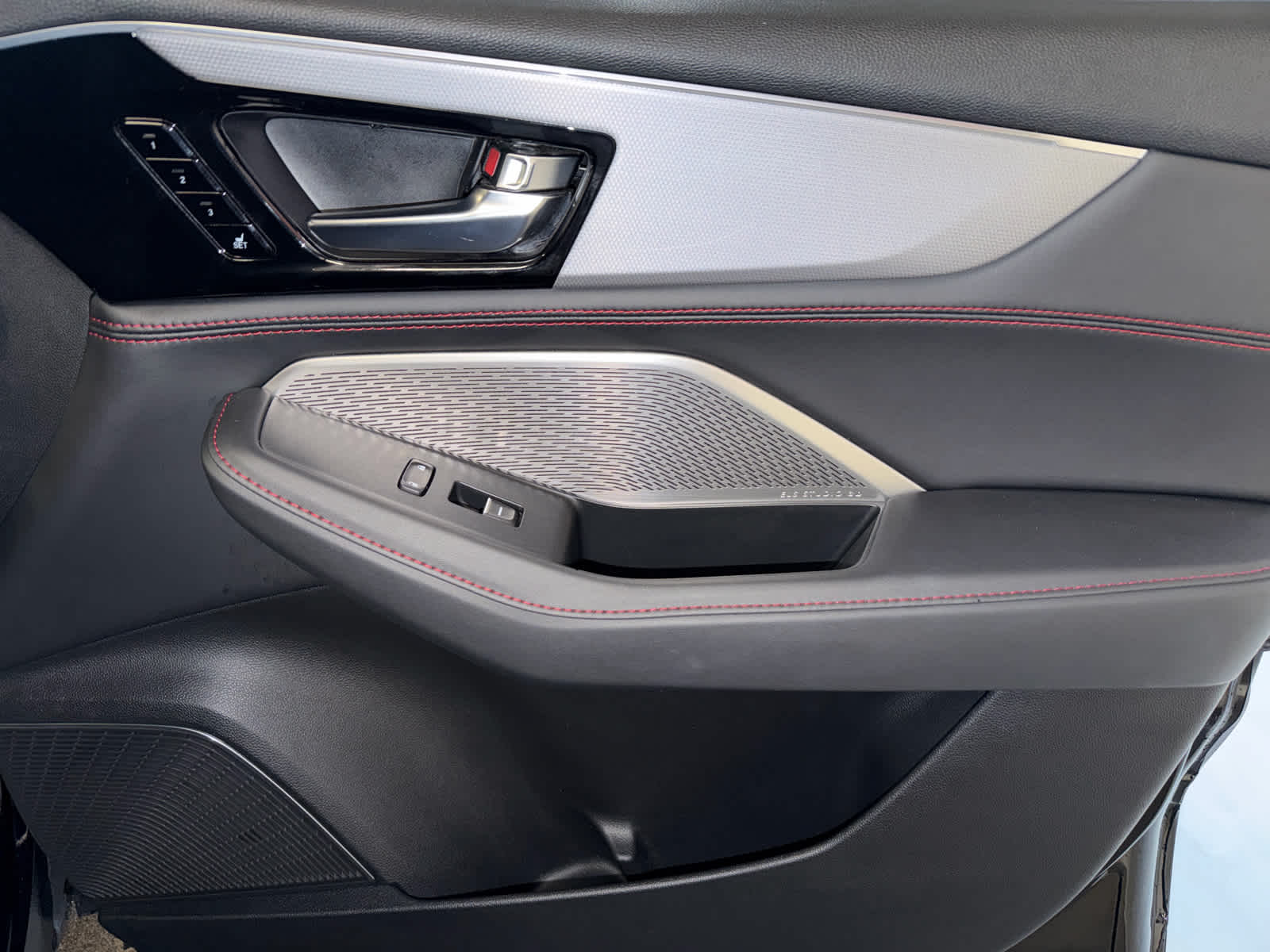 2023 Acura MDX w/A-Spec Package