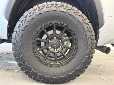 2024 Toyota Tundra 4WD SR5