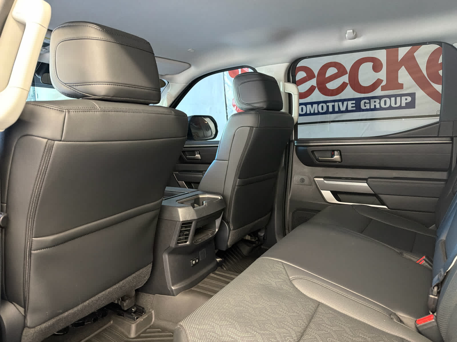 2024 Toyota Tundra 4WD SR5