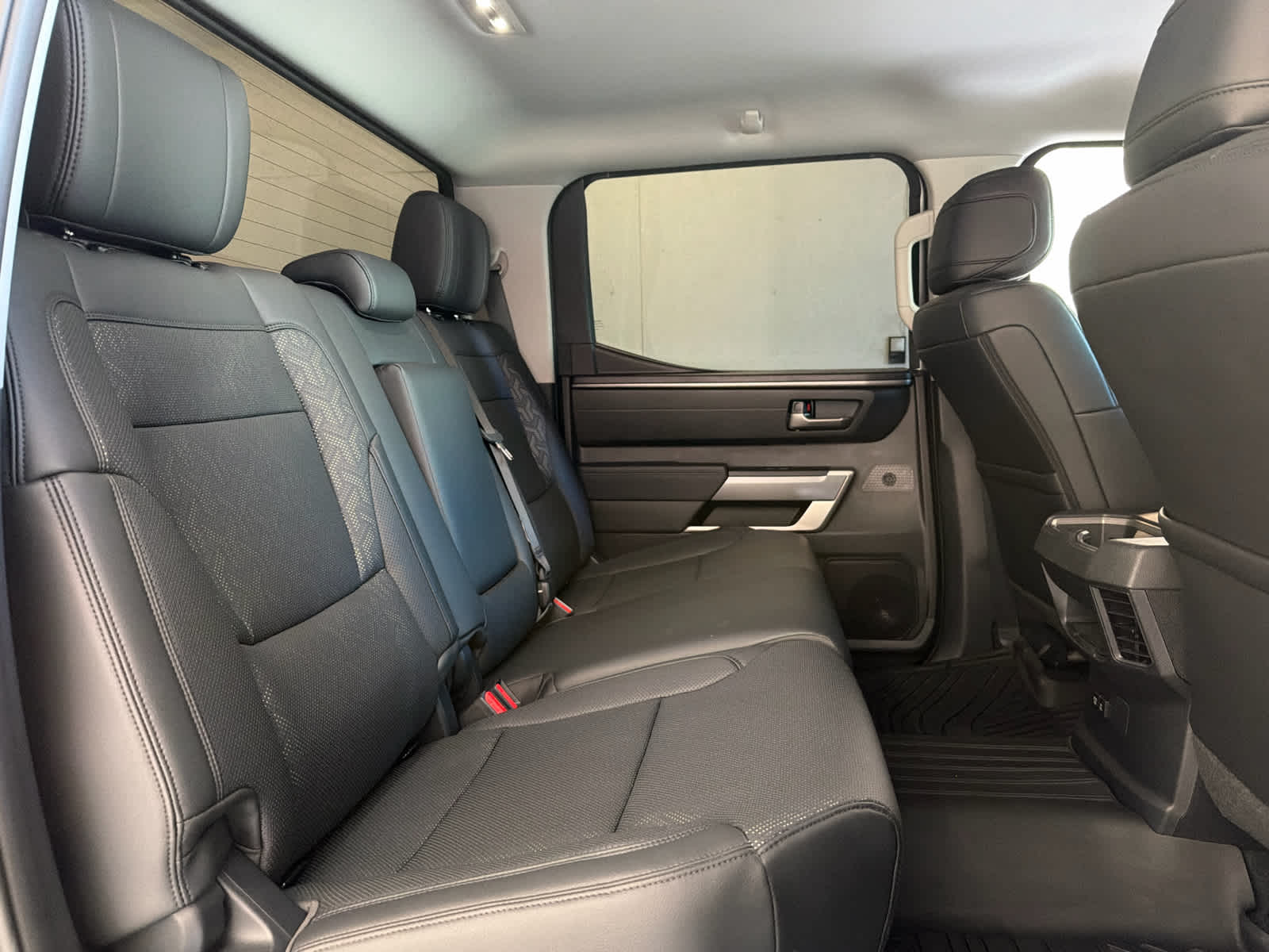 2024 Toyota Tundra 4WD SR5