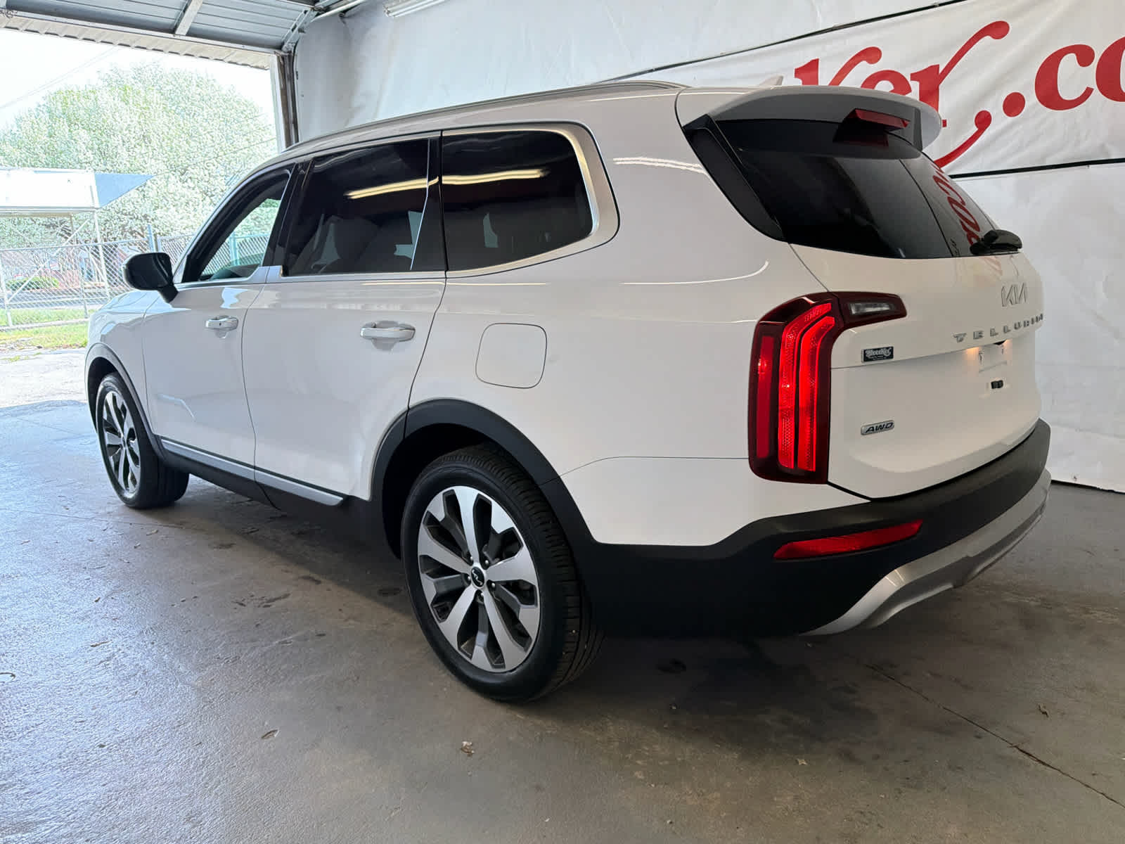 2022 Kia Telluride S