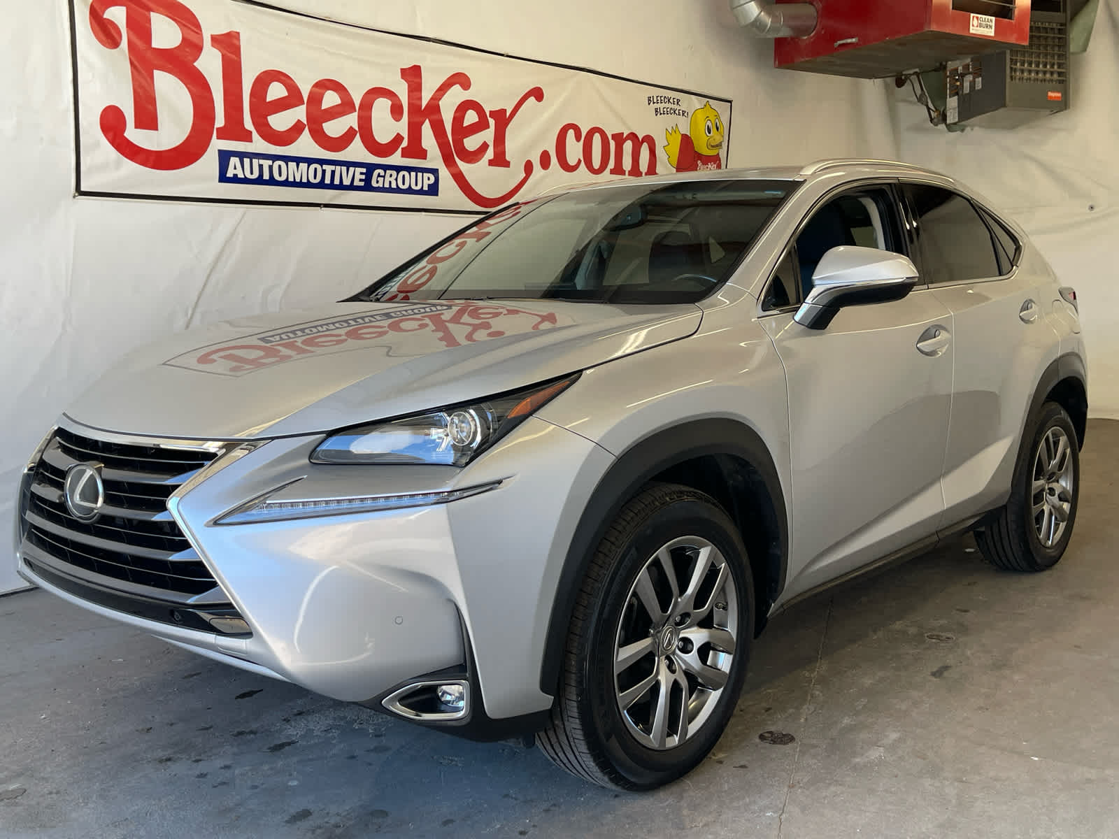 2016 Lexus NX 200t FWD 4dr