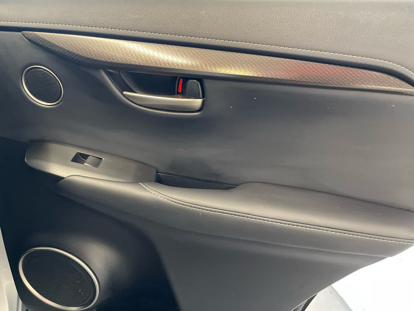 2016 Lexus NX 200t FWD 4dr