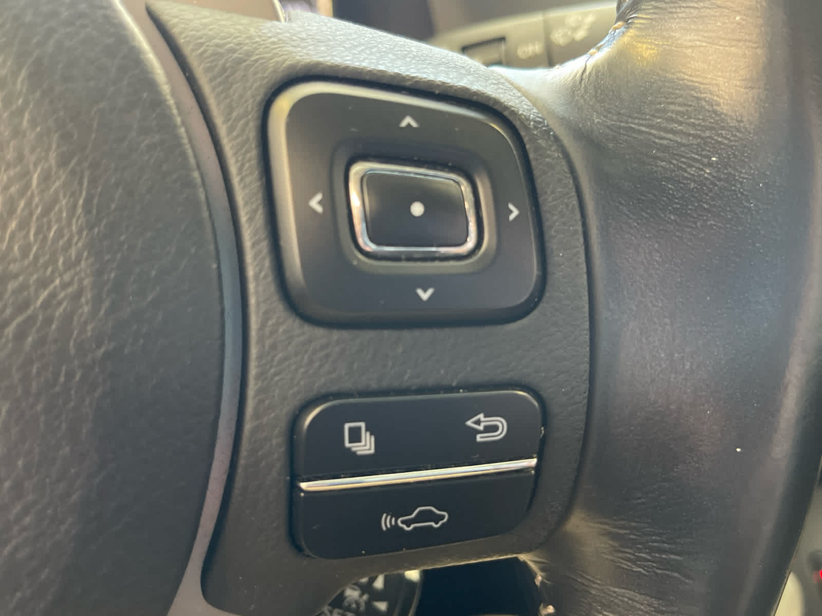 2016 Lexus NX 200t FWD 4dr