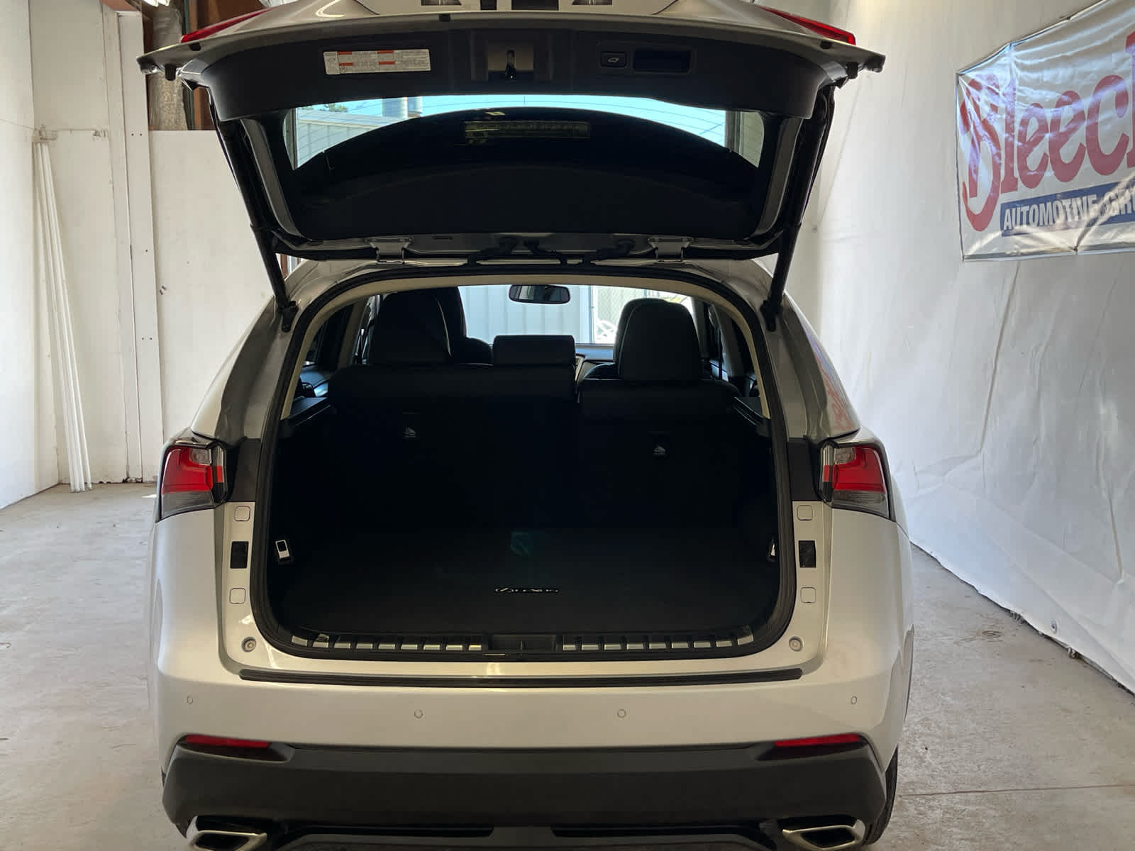 2016 Lexus NX 200t FWD 4dr