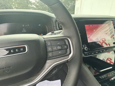 2024 Jeep Wagoneer Series II