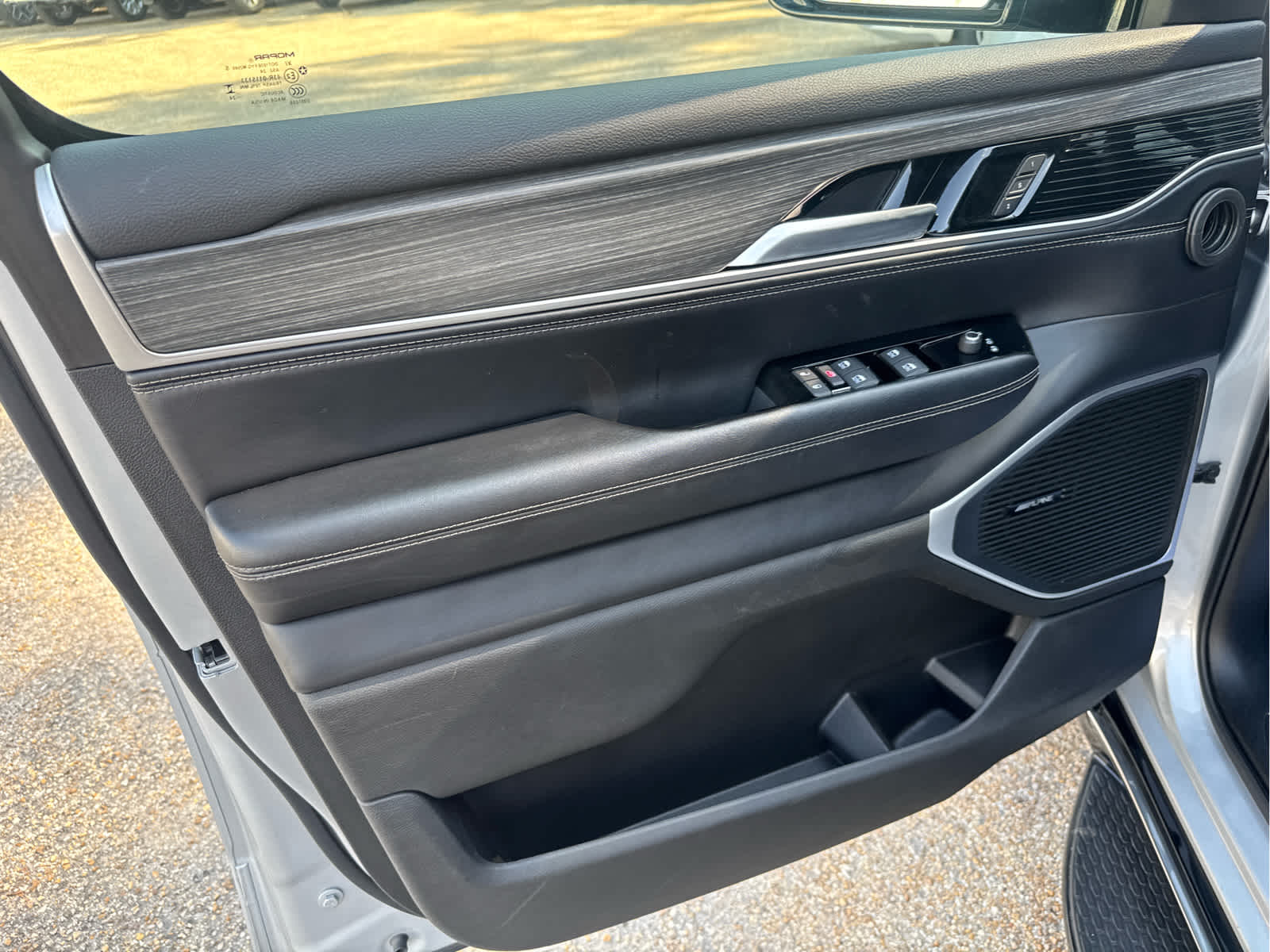 2024 Jeep Wagoneer Series III