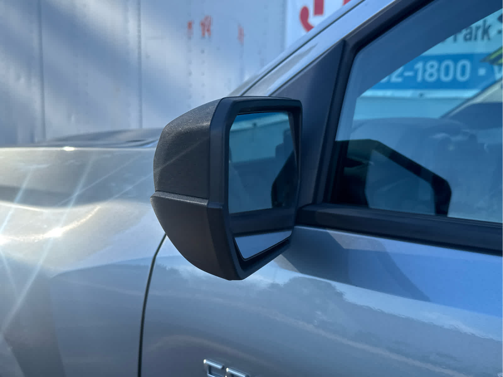 2024 Chevrolet Colorado WT