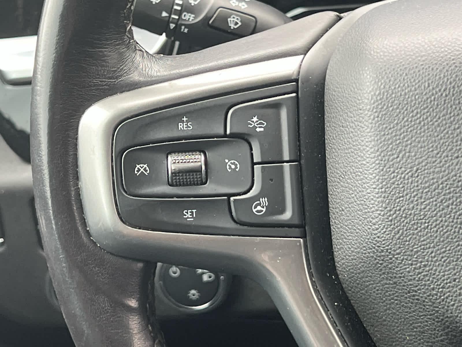 2022 Chevrolet Silverado 1500 LT (2FL)