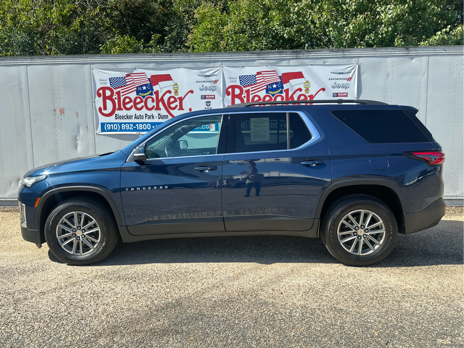 2022 Chevrolet Traverse LT Leather