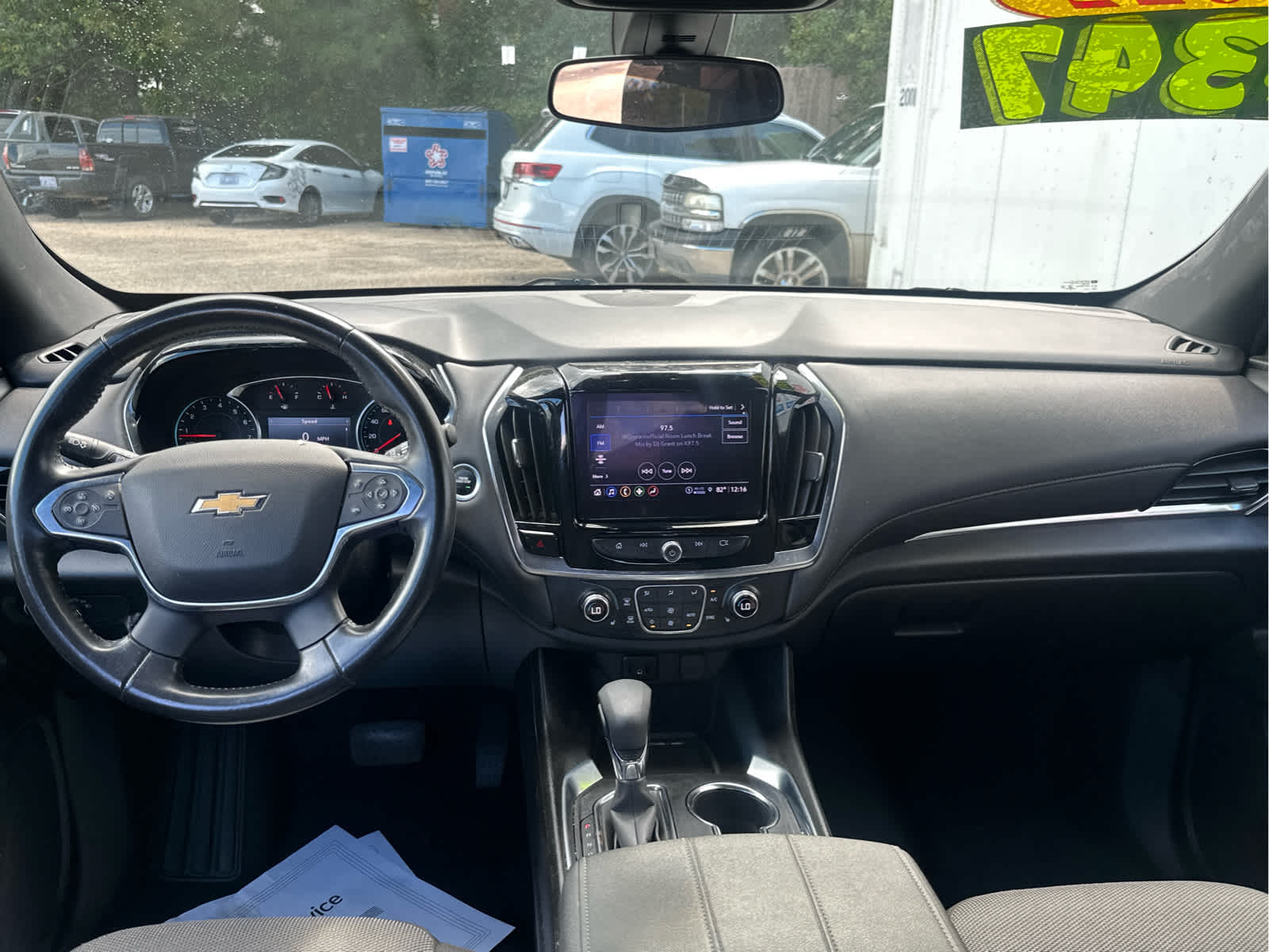 2022 Chevrolet Traverse LT Cloth