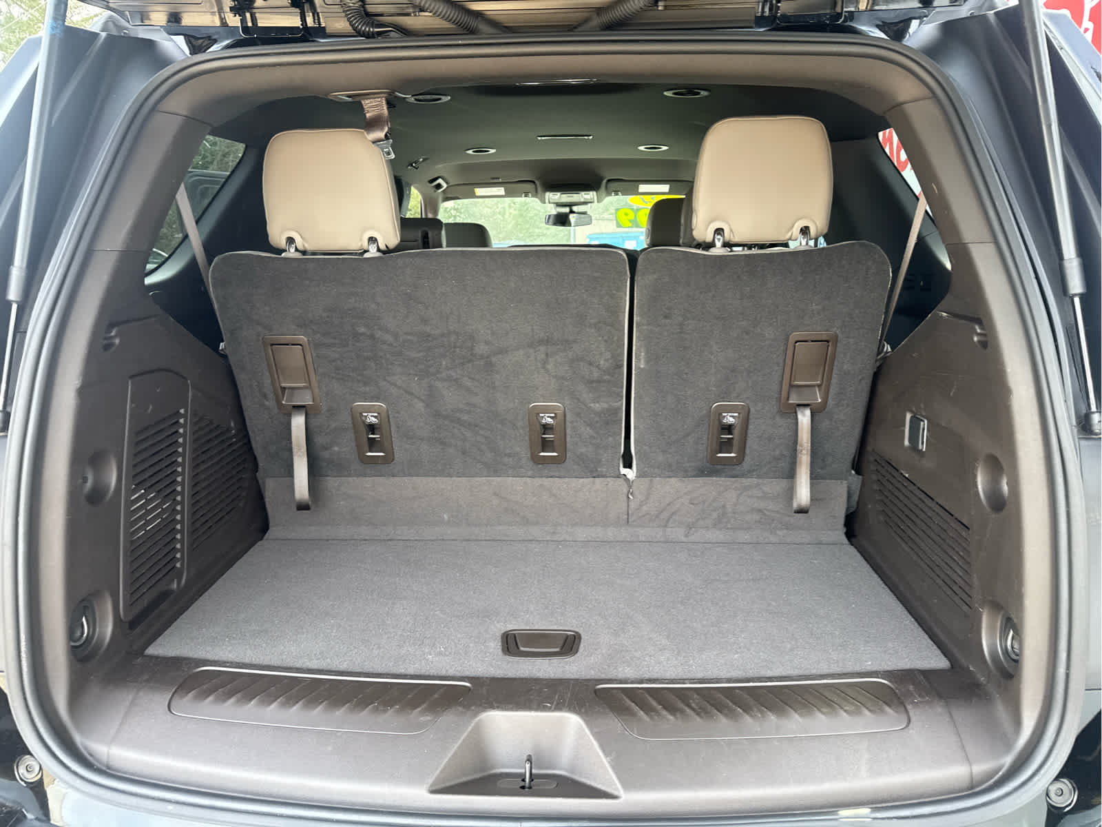 2024 Chevrolet Tahoe LS