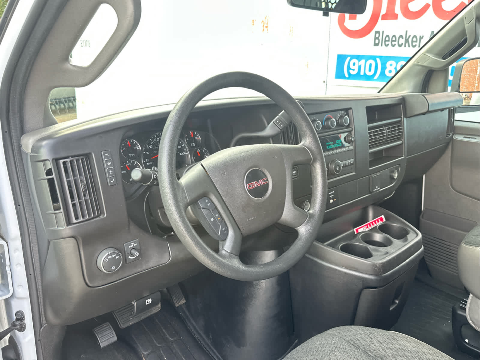 2024 GMC Savana Cargo 2500 Work Van