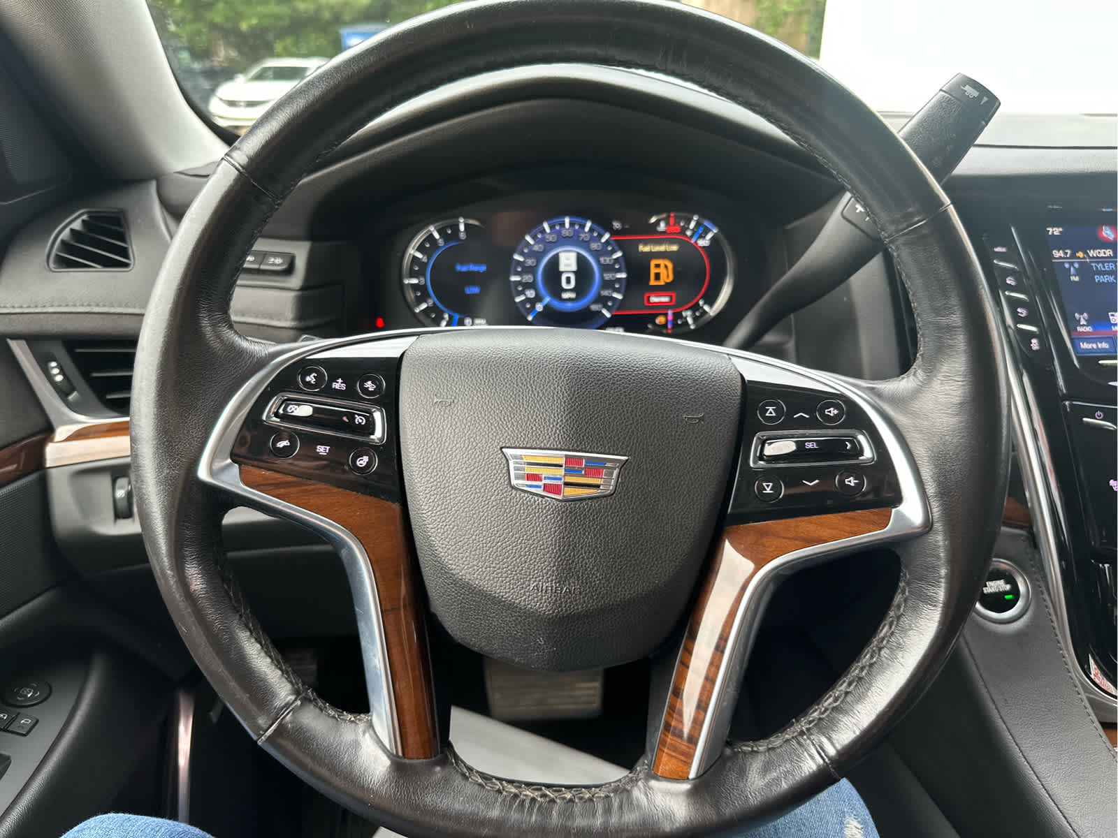 2020 Cadillac Escalade Luxury