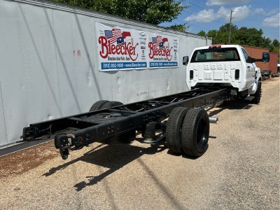 2022 Chevrolet Silverado 6500 HD Work Truck