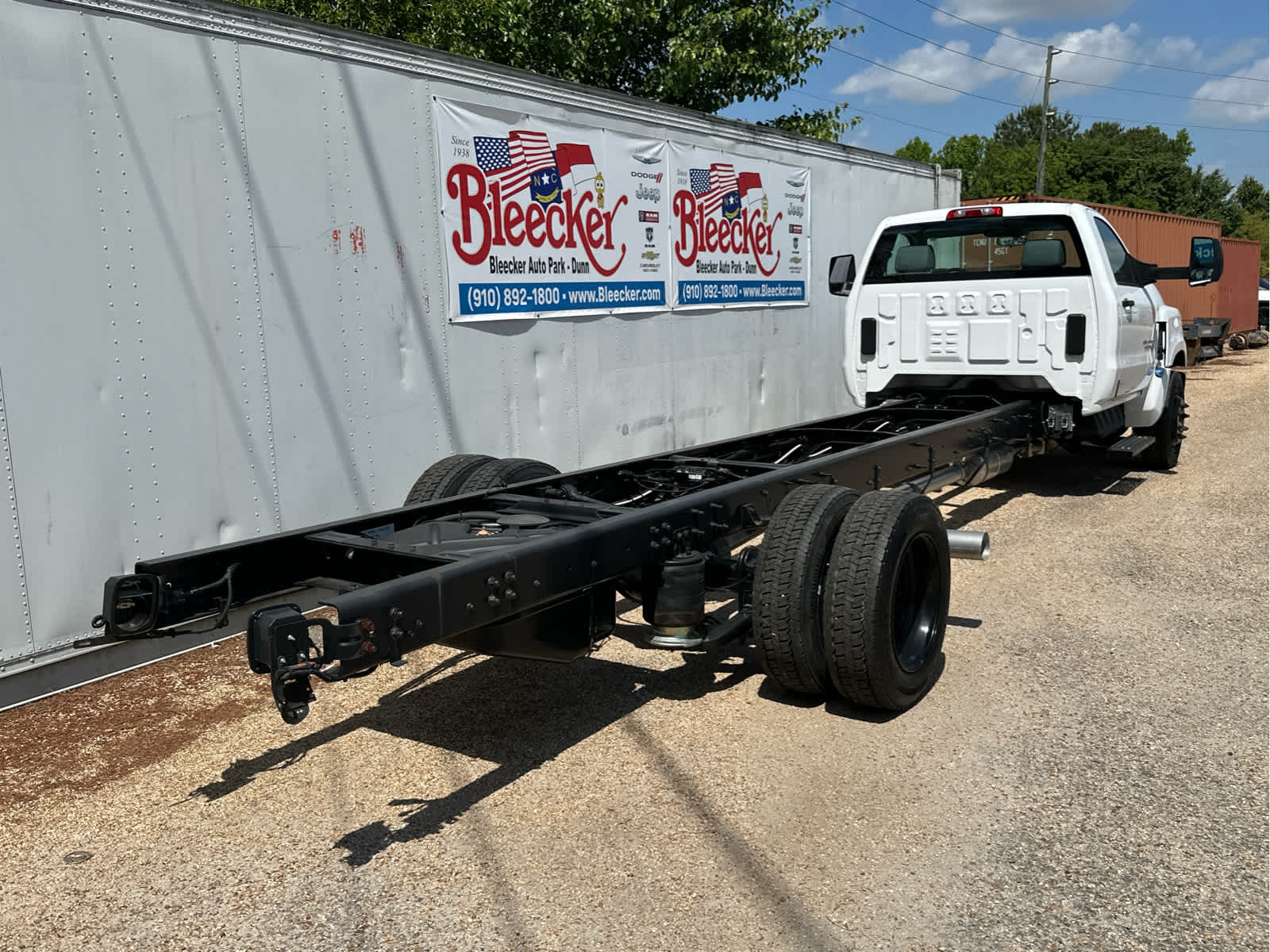 2022 Chevrolet Silverado 6500 HD Work Truck