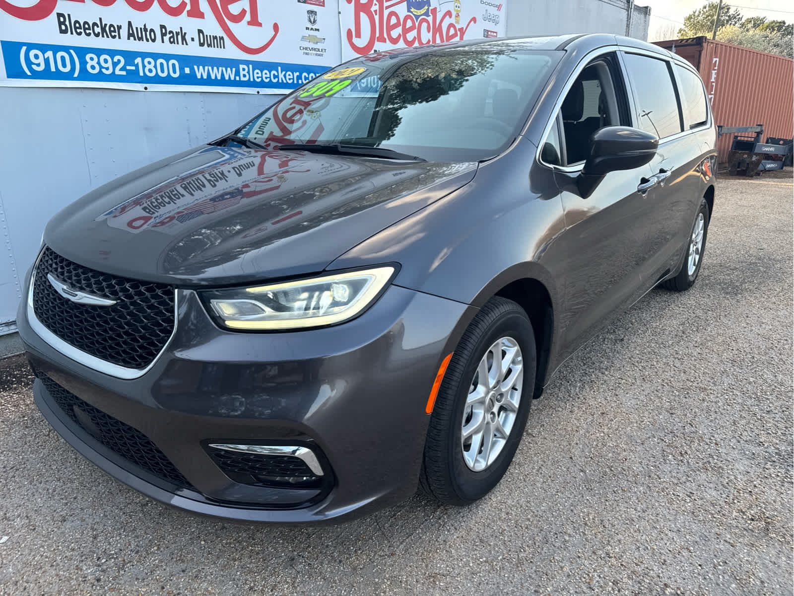 2023 Chrysler Pacifica Touring L