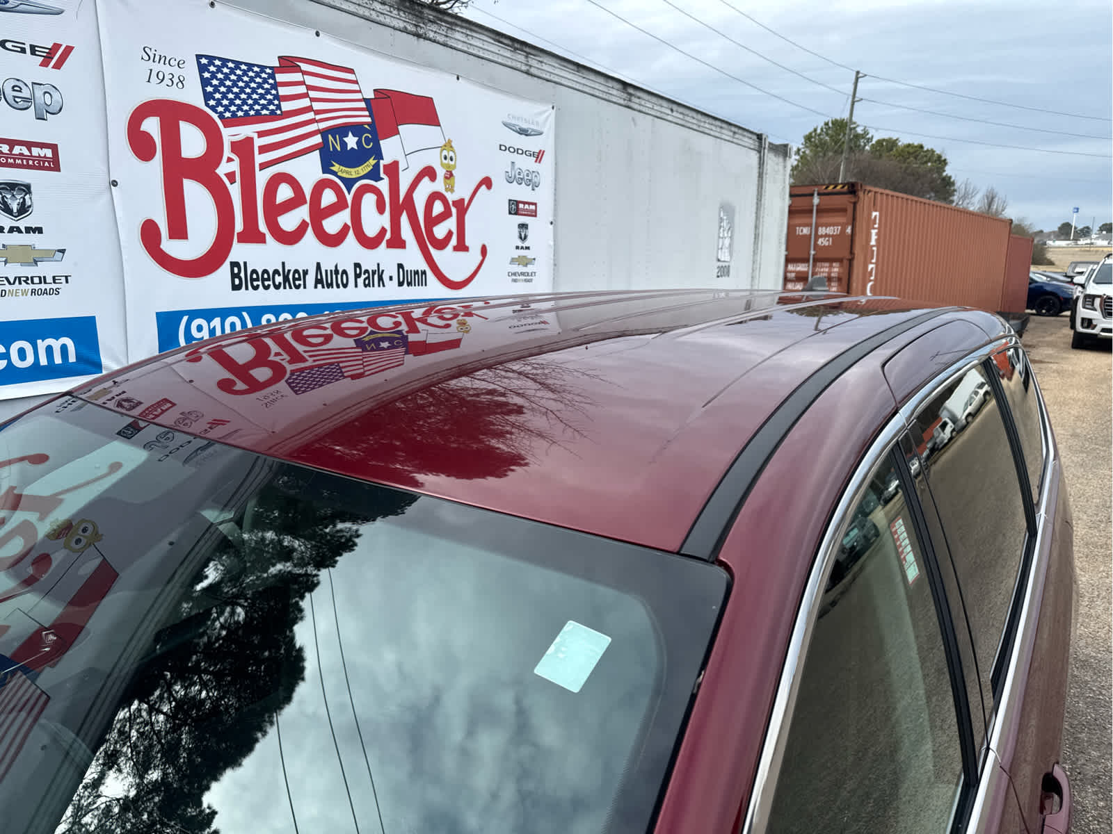 2023 Chrysler Voyager LX