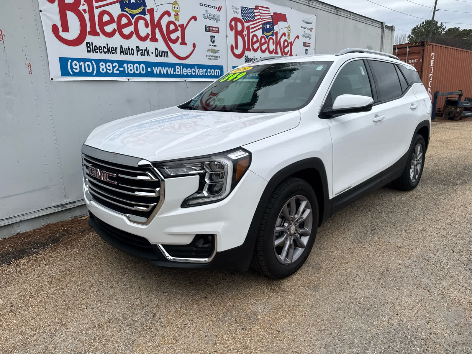 2024 GMC Terrain SLT