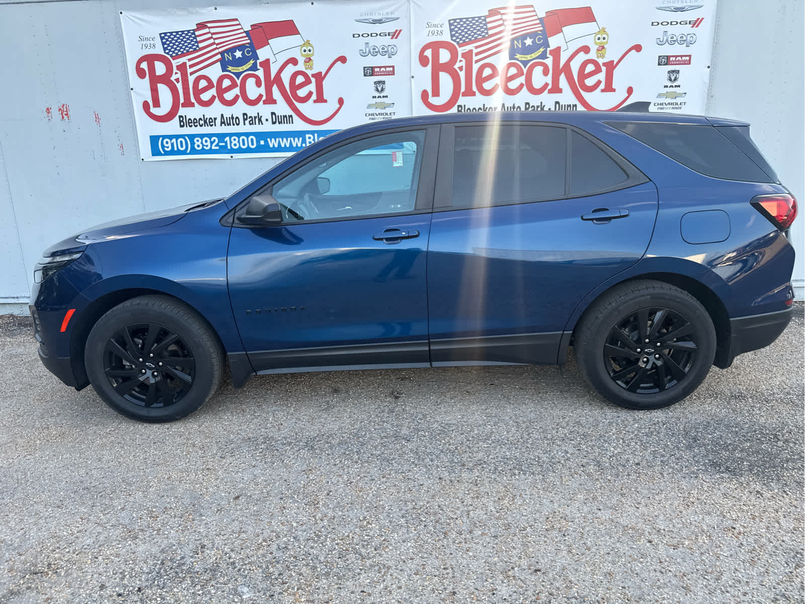 2023 Chevrolet Equinox LS