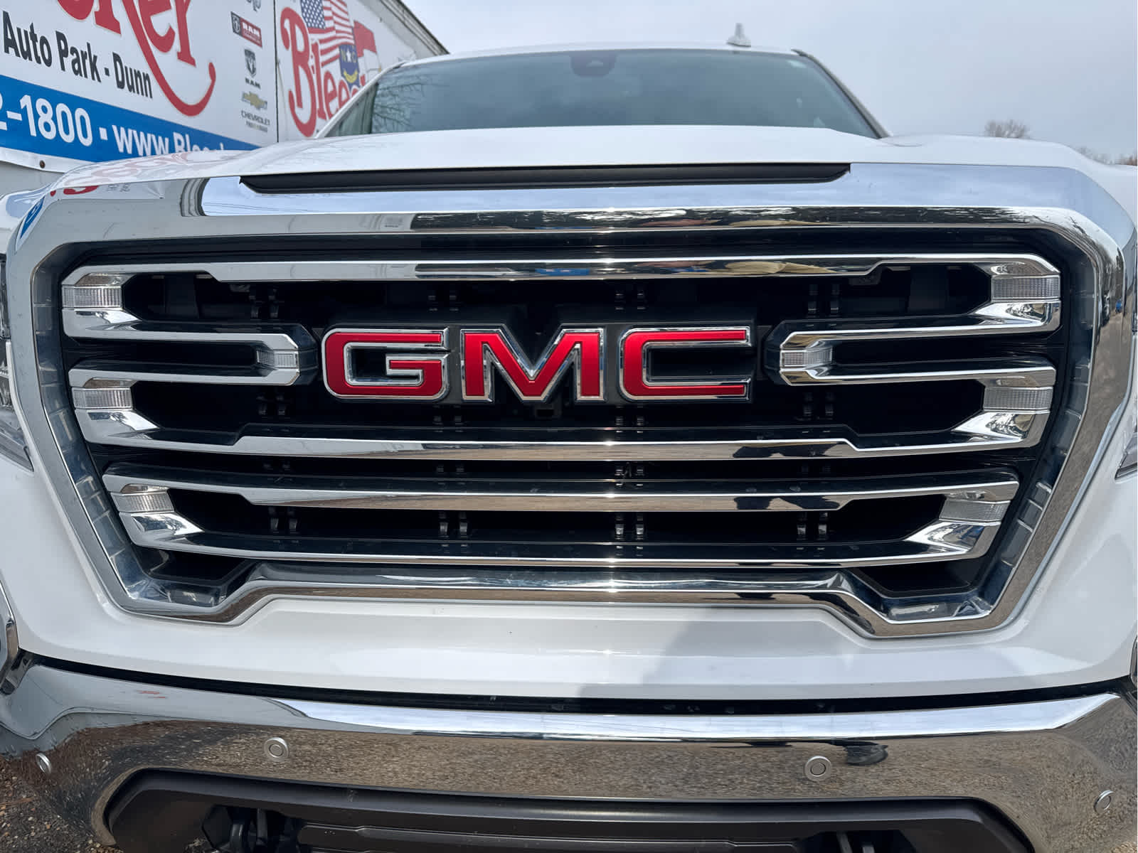 2020 GMC Sierra 1500 SLT