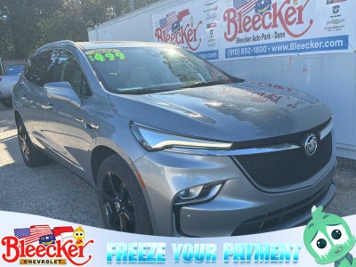 2024 Buick Enclave Essence