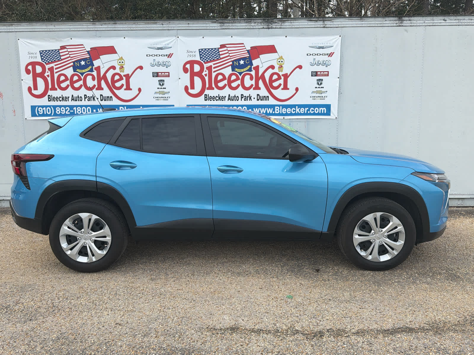 2025 Chevrolet Trax LS