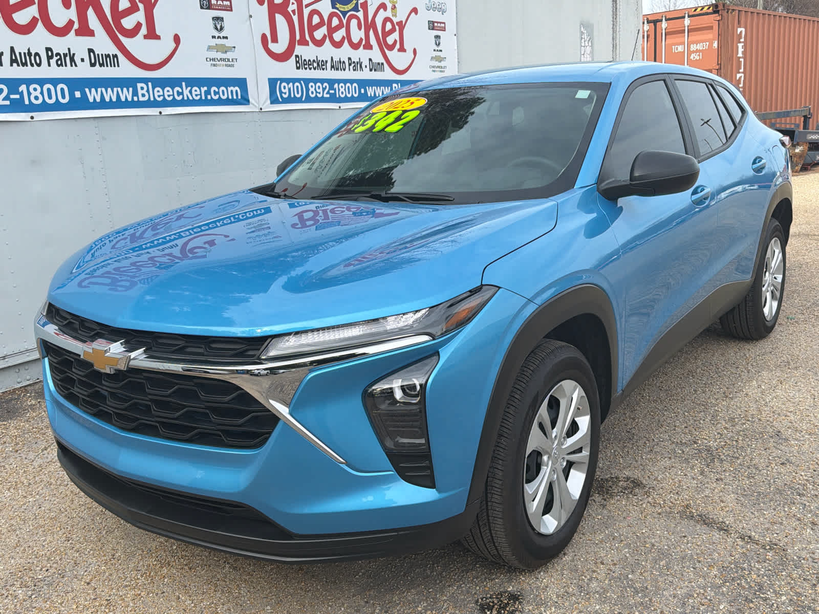 2025 Chevrolet Trax LS