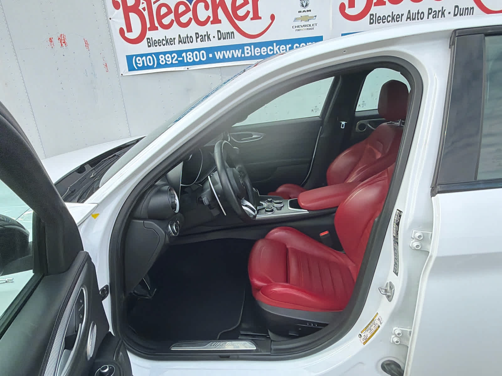 2023 Alfa Romeo Giulia Veloce