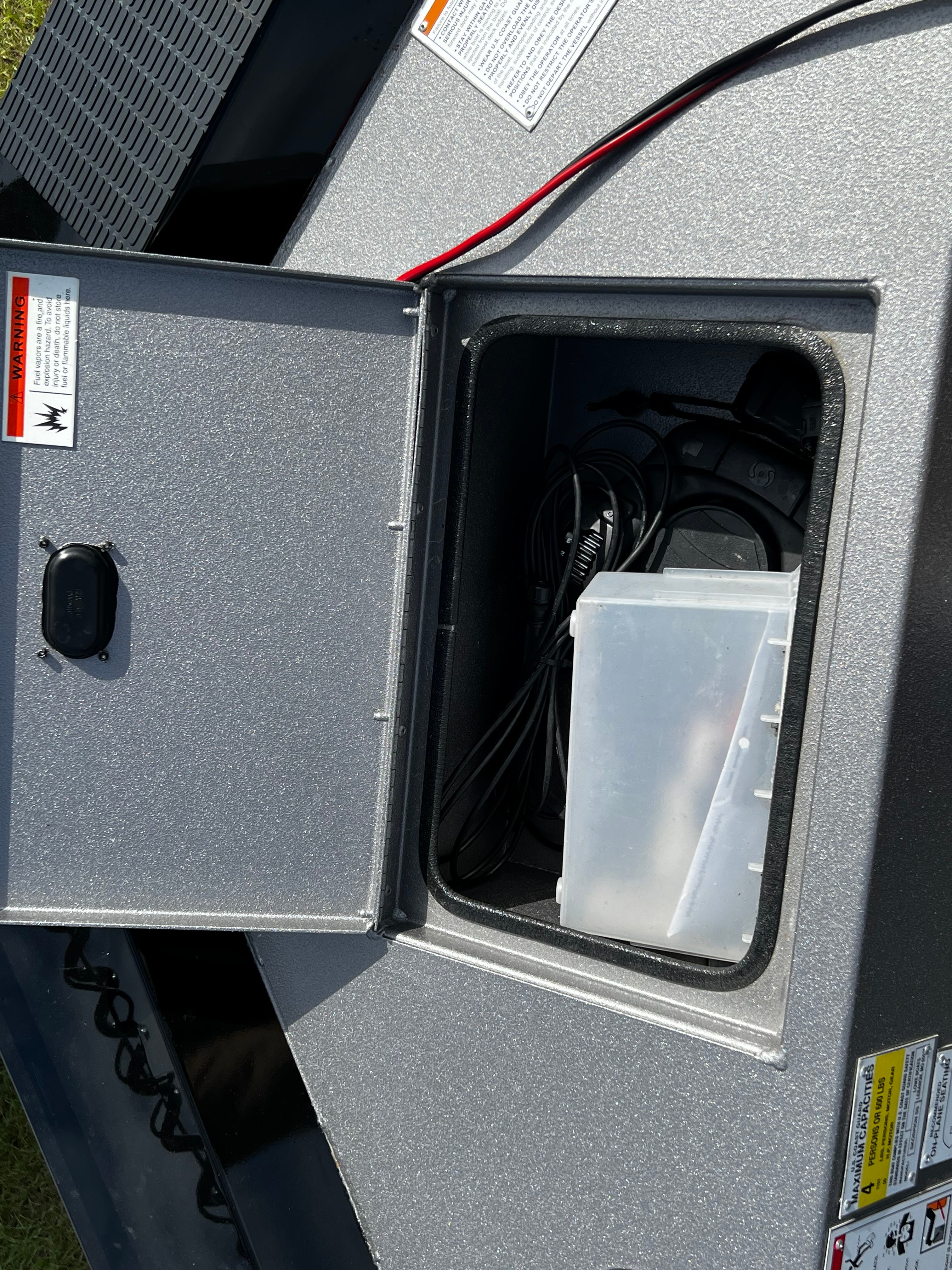 2024 Iowe Scorpion Stick Base